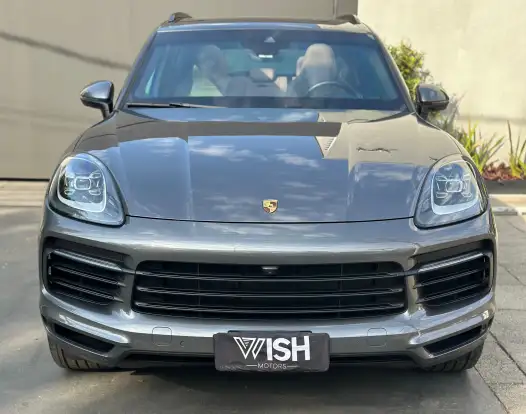 PORSCHE-CAYENNE-2021