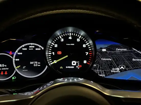 PORSCHE-CAYENNE-2021