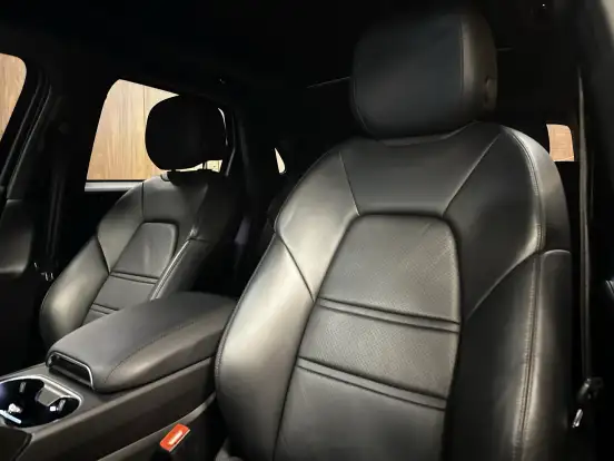 PORSCHE-CAYENNE-2021