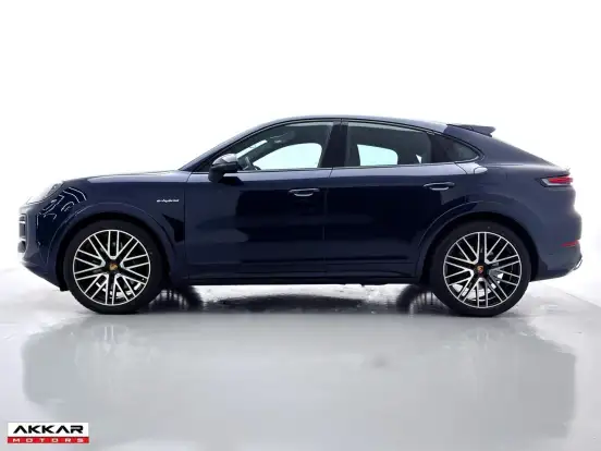 PORSCHE-CAYENNE-2025