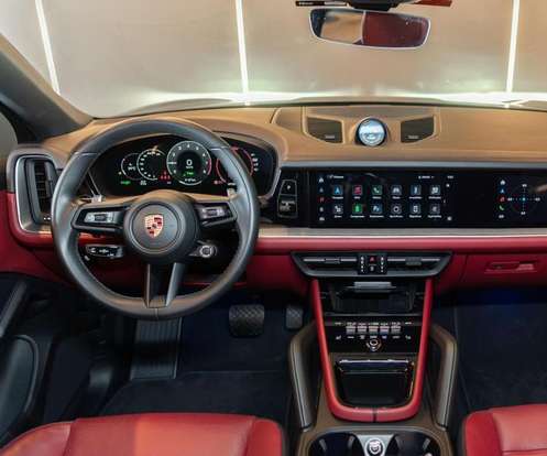 PORSCHE-CAYENNE-2024