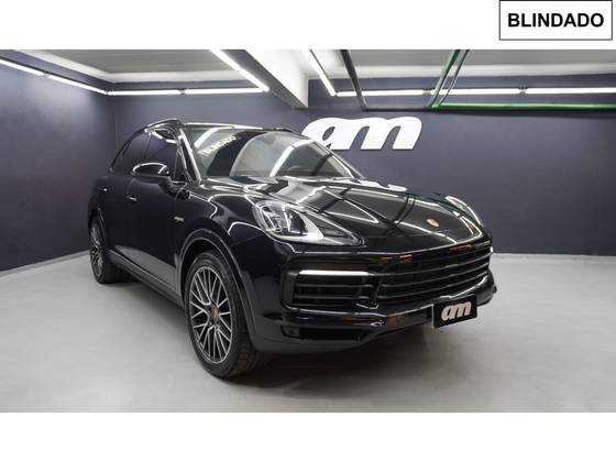 Porsche Cayenne 3.0 V6 E-Hybrid AWD Tiptronic S