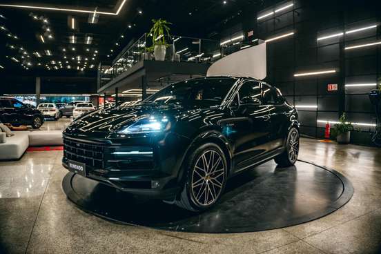 PORSCHE-CAYENNE-2024