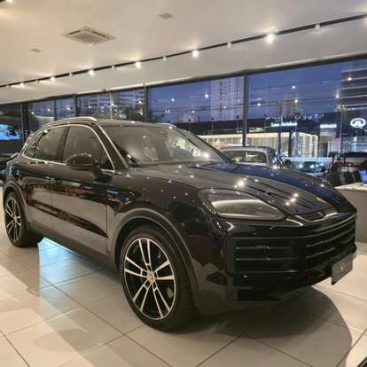 PORSCHE-CAYENNE-2024