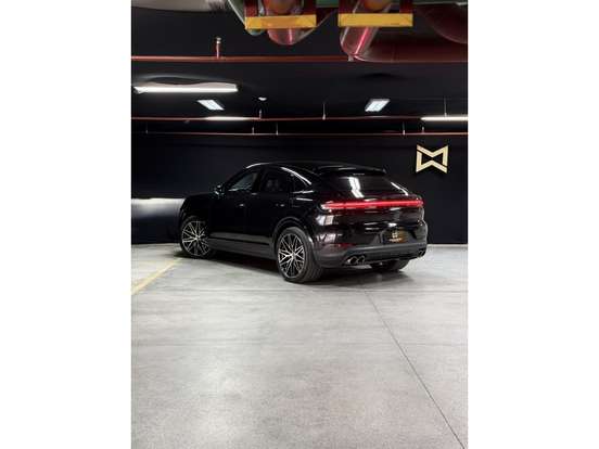PORSCHE-CAYENNE-2024