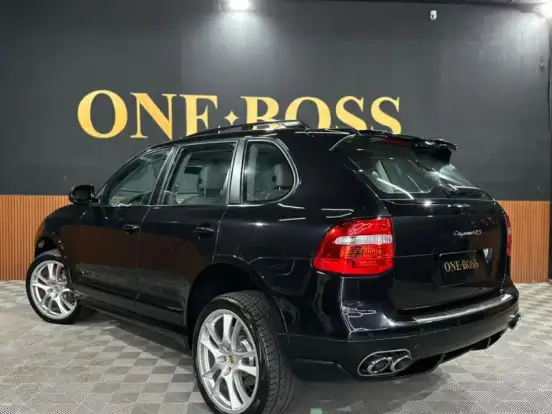 PORSCHE-CAYENNE-4.8 GTS 4X4 V8 32V GASOLINA 4P TIPTRONIC PORSCHE-CAYENNE-2008