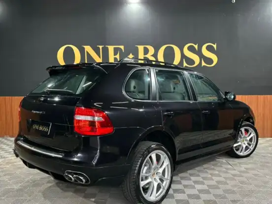PORSCHE-CAYENNE-4.8 GTS 4X4 V8 32V GASOLINA 4P TIPTRONIC PORSCHE-CAYENNE-2008