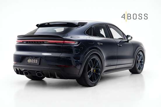PORSCHE-CAYENNE-2023
