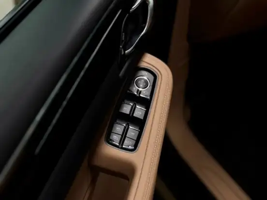 PORSCHE-MACAN-2.0 TURBO GASOLINA PDK PORSCHE-MACAN-2026