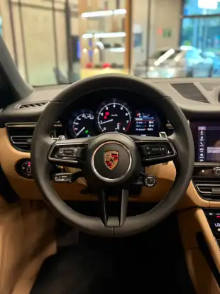 PORSCHE-MACAN-2026