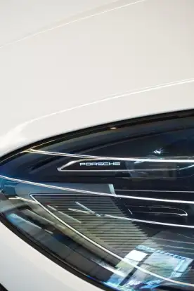 PORSCHE-MACAN-2026