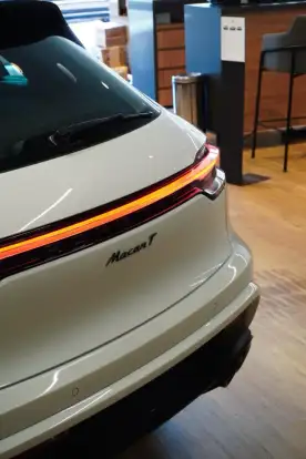 PORSCHE-MACAN-2026