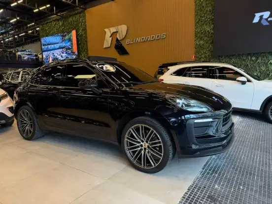 PORSCHE-MACAN-2022