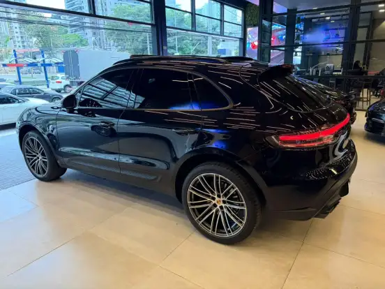 PORSCHE-MACAN-2022