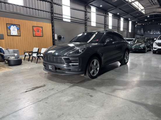 PORSCHE-MACAN-2019