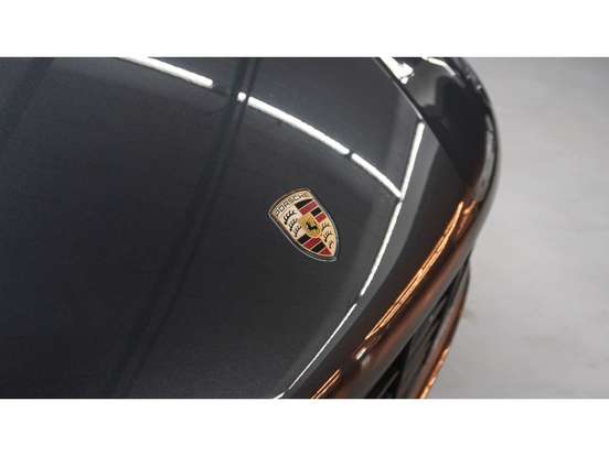 PORSCHE-MACAN-2016