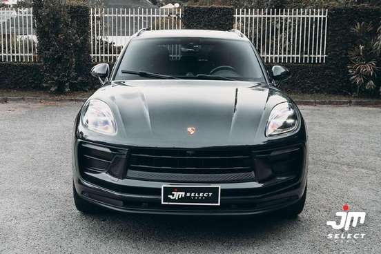 PORSCHE-MACAN-2022