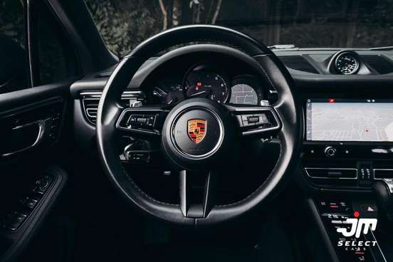 PORSCHE-MACAN-2022