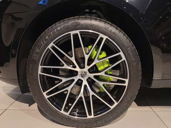 PORSCHE-MACAN-2.0 TURBO GASOLINA PDK PORSCHE-MACAN-2024