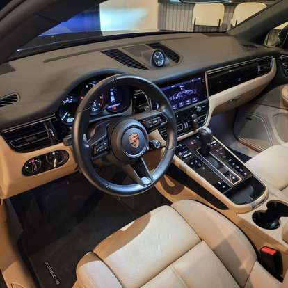 PORSCHE-MACAN-2024