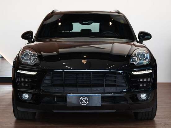 PORSCHE-MACAN-2014