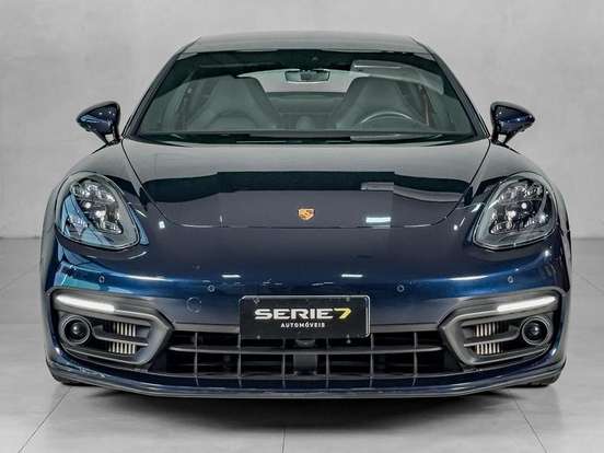 PORSCHE-PANAMERA-2023