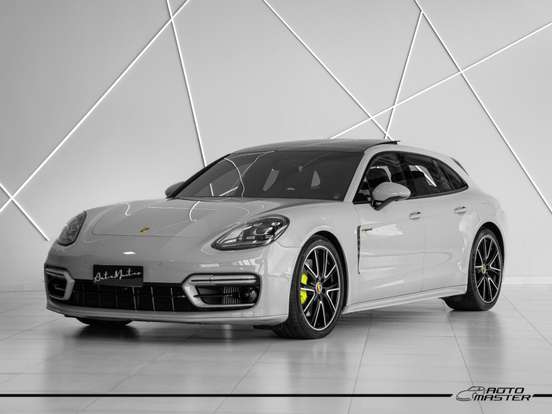 PORSCHE-PANAMERA-2023