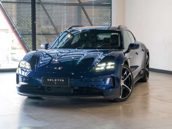 PORSCHE-TAYCAN-2024