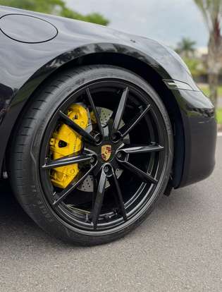PORSCHE-911-2019