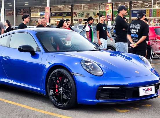PORSCHE-911-2021
