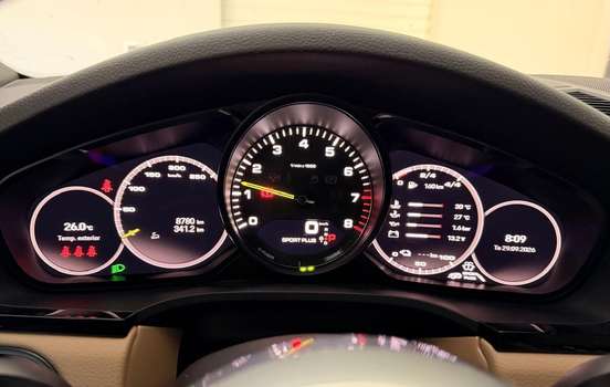 PORSCHE-CAYENNE-2023