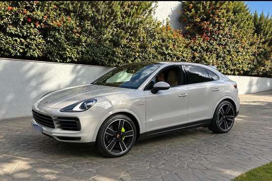PORSCHE-CAYENNE-2023