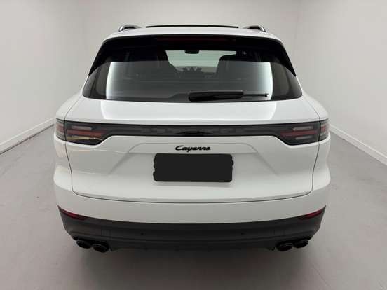 PORSCHE-CAYENNE-2022