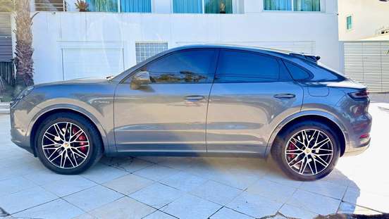 PORSCHE-CAYENNE-2024