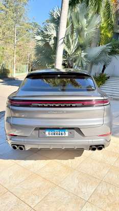 PORSCHE-CAYENNE-2024