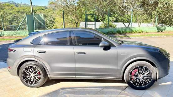 PORSCHE-CAYENNE-2024
