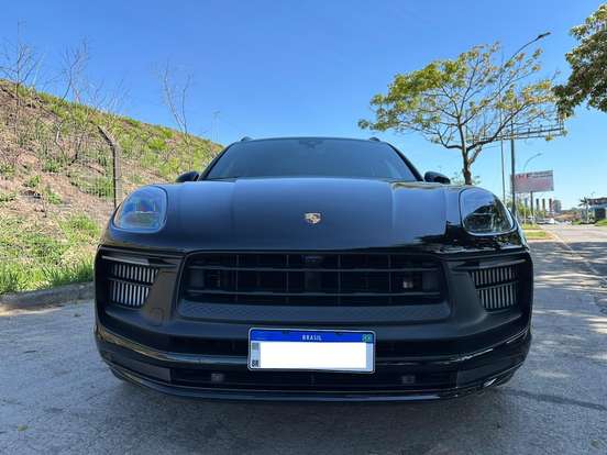 PORSCHE-MACAN-2025