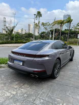 PORSCHE-PANAMERA-2025