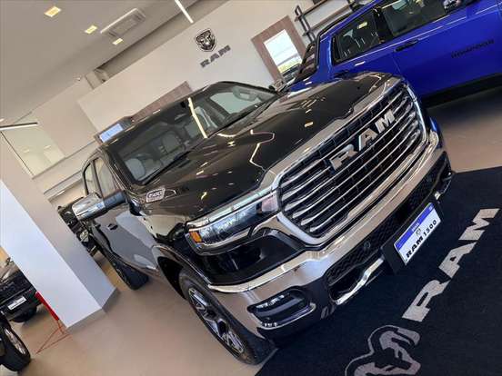RAM-1500-3.0 HURRICANE 6 BITURBO GASOLINA LARAMIE CD 4X4 AUTOMÁTICO RAM-1500-2026