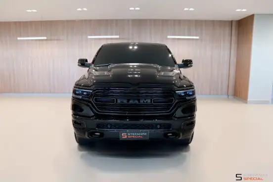 RAM-1500-5.7 V8 GASOLINA LIMITED NIGHT EDITION CD 4X4 AUTOMÁTICO RAM-1500-2023