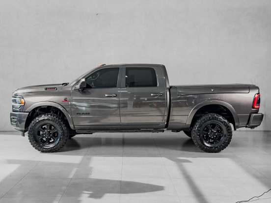 RAM-2500-6.7 I6 TURBO DIESEL NIGHT EDITION CD 4X4 AUTOMÁTICO RAM-2500-2021