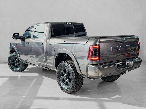 RAM-2500-6.7 I6 TURBO DIESEL NIGHT EDITION CD 4X4 AUTOMÁTICO RAM-2500-2021