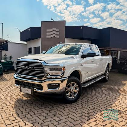 RAM 3500 6.7 I6 TURBO DIESEL LARAMIE CD 4X4 AUTOMÁTICO