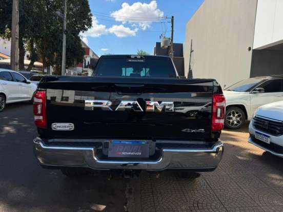 RAM-3500-6.7 I6 TURBO DIESEL LIMITED LONGHORN CD 4X4 AUTOMÁTICO RAM-3500-2024
