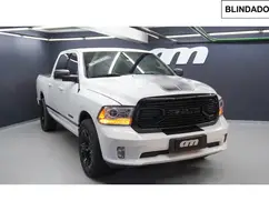 RAM CLASSIC 5.7 V8 GASOLINA LARAMIE CD 4X4 AUTOMÁTICO RAM CLASSIC 5.7 V8 GASOLINA LARAMIE CD 4X4 AUTOMÁTICO