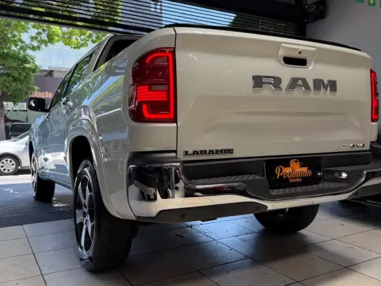 RAM-RAMPAGE-2.0 TURBO DIESEL LARAMIE 4X4 AUTOMÁTICO RAM-RAMPAGE-2023