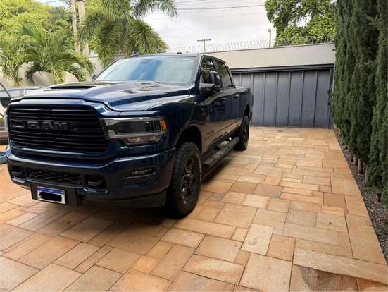 RAM-2500-6.7 I6 TURBO DIESEL LARAMIE NIGHT EDITION CD 4X4 AUTOMÁTICO RAM-2500-2023