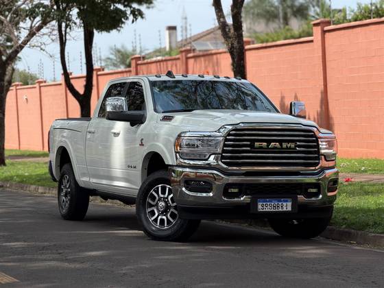 RAM 3500 6.7 I6 TURBO DIESEL LIMITED LONGHORN CD 4X4  AUTOMÁTICO