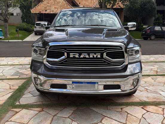 RAM-CLASSIC-5.7 V8 GASOLINA LARAMIE CD 4X4 AUTOMÁTICO RAM-CLASSIC-2022