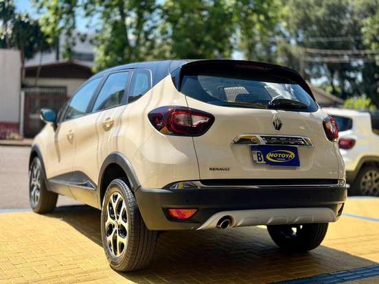 RENAULT-CAPTUR-2018